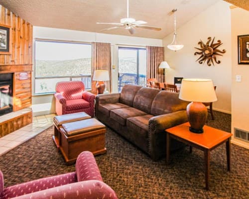 Crown Point Condominiums - 2 Nights – photo 3
