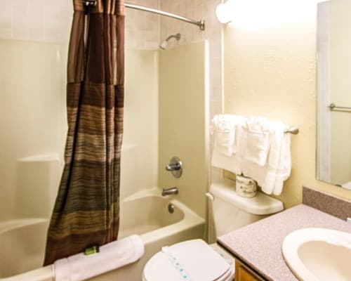 Crown Point Condominiums - 2 Nights – photo 19