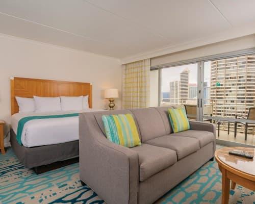 Club Wyndham Waikiki Marina Resort at the Ilikai - 5 Nights – photo 2