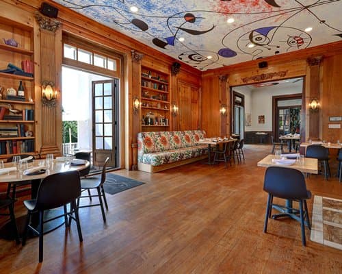 Tarrytown House Estate - 3 Nights – photo 1